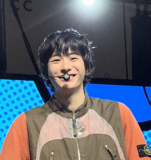 giniretz's tweet photo. restarting!! 

hi i’m gee giniretz and i’m looking for #moots ‼️ 

★ she/her, 17 
★ not new to #kpoptwt / #stantwt 
★ anyone welcome! (i am the multistan ever) 
★ rcbyf + ifb! 

♡/↻ to spread please! https://t.co/RWgTwK6ClK
