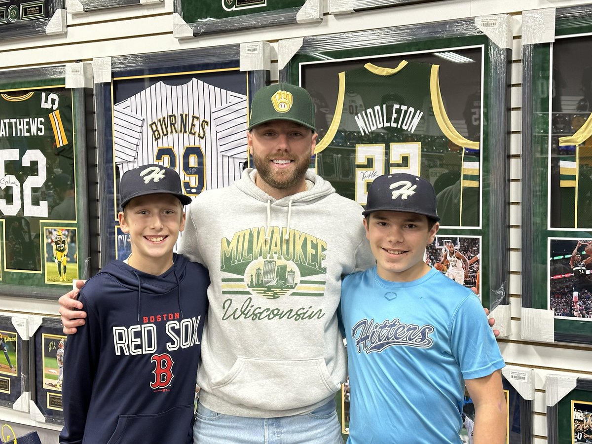 Hitters Baseball tweet media