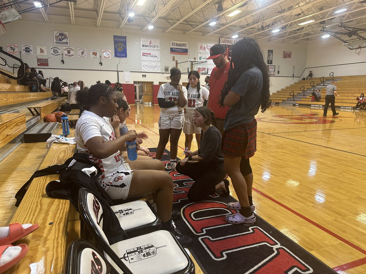 CRLadyRaidersWB's tweet photo. JV down by 2 to Attucks at the half. #LetsLadyRaidersBasketball #WorkHard #PlayHard #FightAsOne 🏀🖤🤍❤️ @CRRAIDERSPORTS https://t.co/39uuXKXimq
