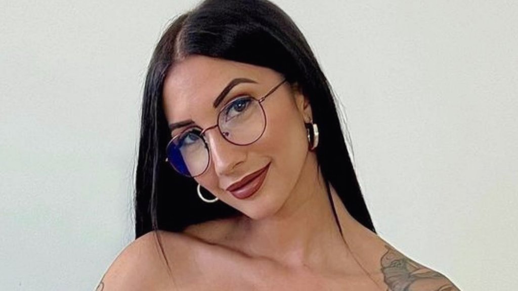 Elegidx's tweet image. ¿Quién es tu ganadora de GHVIP8?

🔄 Naomi Asensi 

❤️ Jessica Bueno

#GHVIPGala10 #GHVIP17N