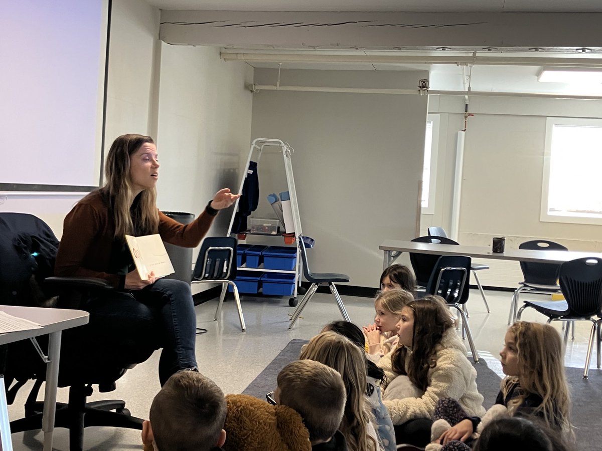 Ss had a chance to learn about the power of mistakes in Library Learning Commons. What a great lessons that failures can be seen as opportunities for learning and growth ⁦<a href="/AbbotsfordSD/">Abbotsford Schools</a>⁩