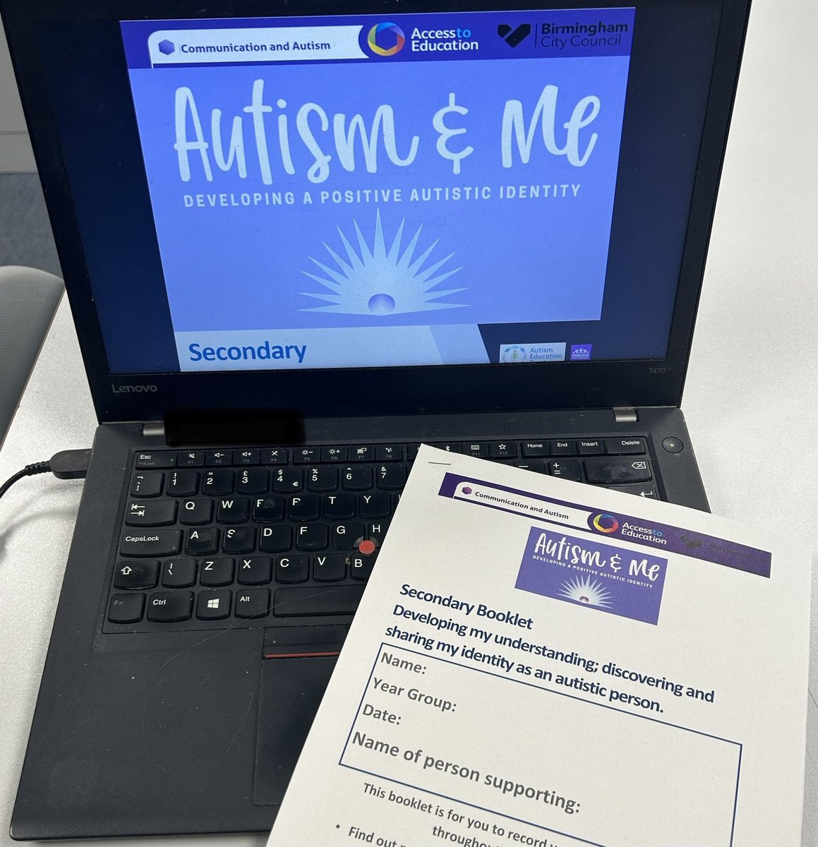 A2Education's tweet photo. The Communication and Autism Team are delivering the Autism &amp; Me programme across the city, in both primary and secondary settings. Today we’re at @Stockgrn working with students to discover and celebrate their autistic identity.
#Autism #BhamCAT #AutismAcceptance https://t.co/6mIQOhomGf
