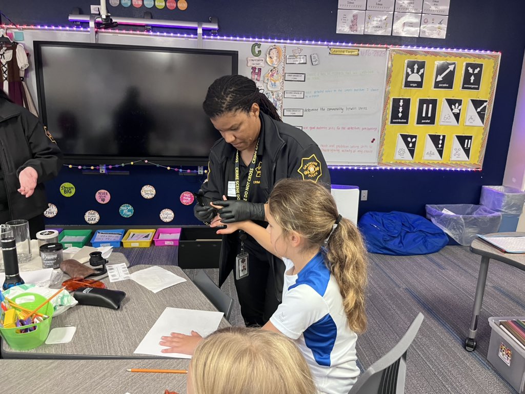 Angela Harris tweet media