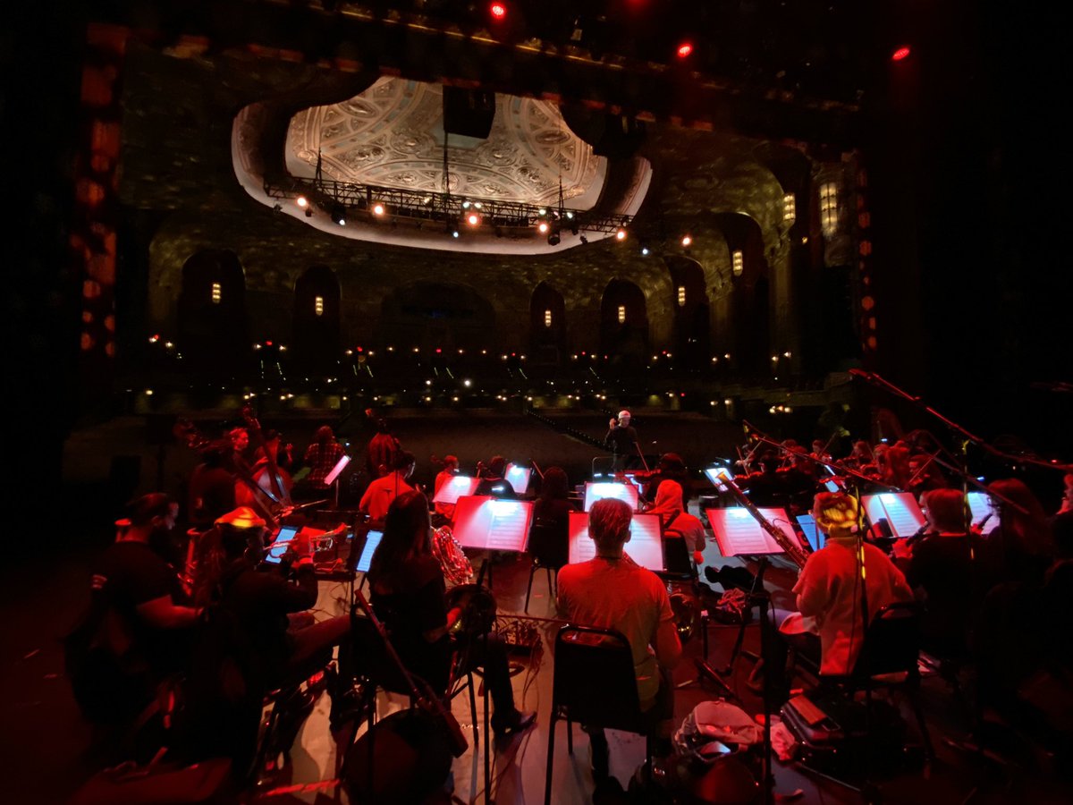 WordlessMusic's tweet photo. Soundcheck for @elliegoulding at Kings Theatre, Brooklyn. https://t.co/FT8gM55mRm