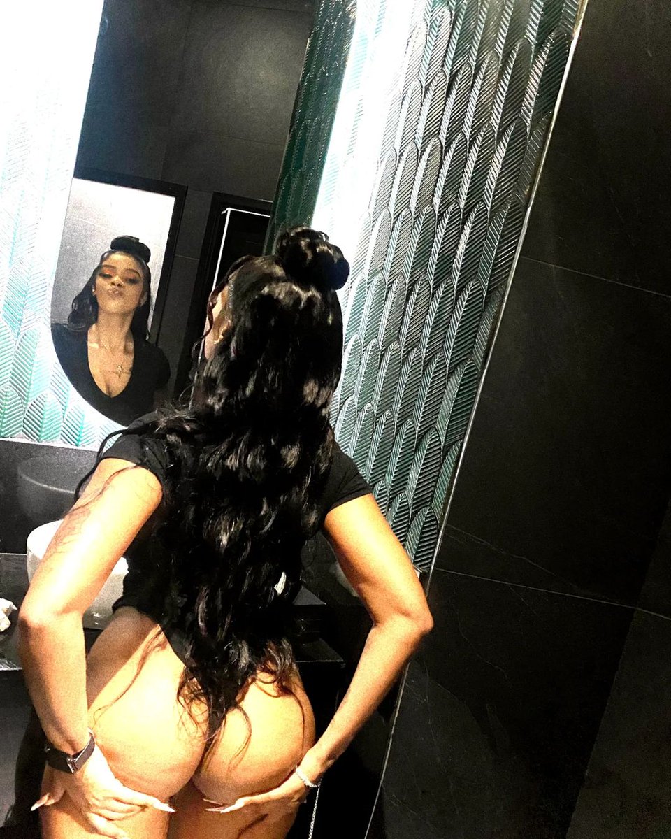 Shug_aar's tweet photo. Heeey  💦😘

#VIPFantasy
#PassionatePlaytime
#SensualShowcase
#ExclusiveEncounters
#BoudoirBeauty
#DesireUnleashed
#HeatWaveContent
#IntimateIndulgence
#SteamySubscription https://t.co/IUYX4Qzsoz