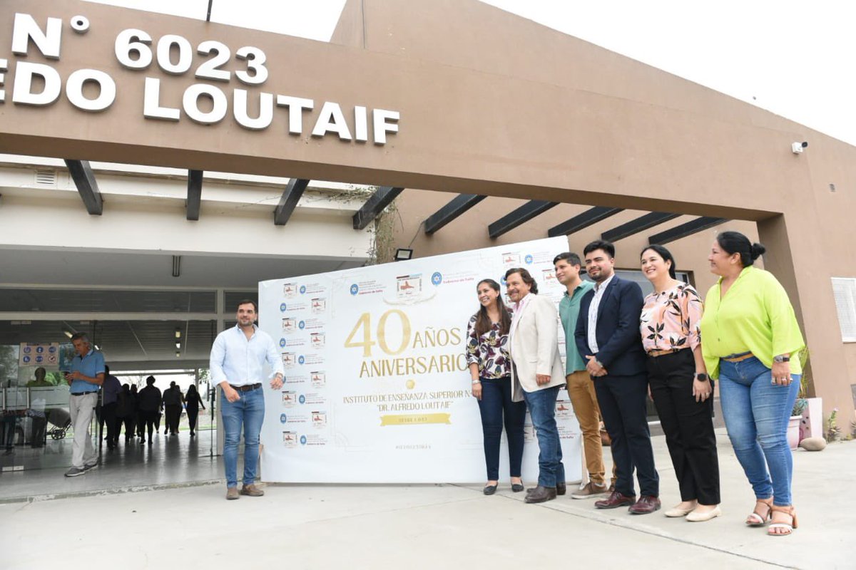 GustavoSaenzOK's tweet photo. ¡Los alumnos del Instituto de Enseñanza Superior N°6023 Dr. Alfredo Loutaif ya tienen clases en sus aulas nuevas! 📚

🏫 En 270 metros cuadrados se construyeron 3 aulas totalmente equipadas y una galería que se integran al edificio existente. https://t.co/n0SpJkzWDr