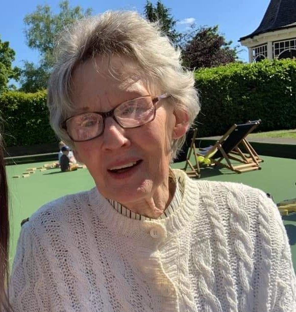 alliballibee21's tweet photo. 77yo #PaulineAlston is still #missing from her home in Pitcairngreen near Perth, Scotland. Not a single clue where she might have disappeared to, despite extensive searching, cctv and dashcam footage. Family have been putting up posters locally today.
#MissingPerson https://t.co/k5udqcj7XT