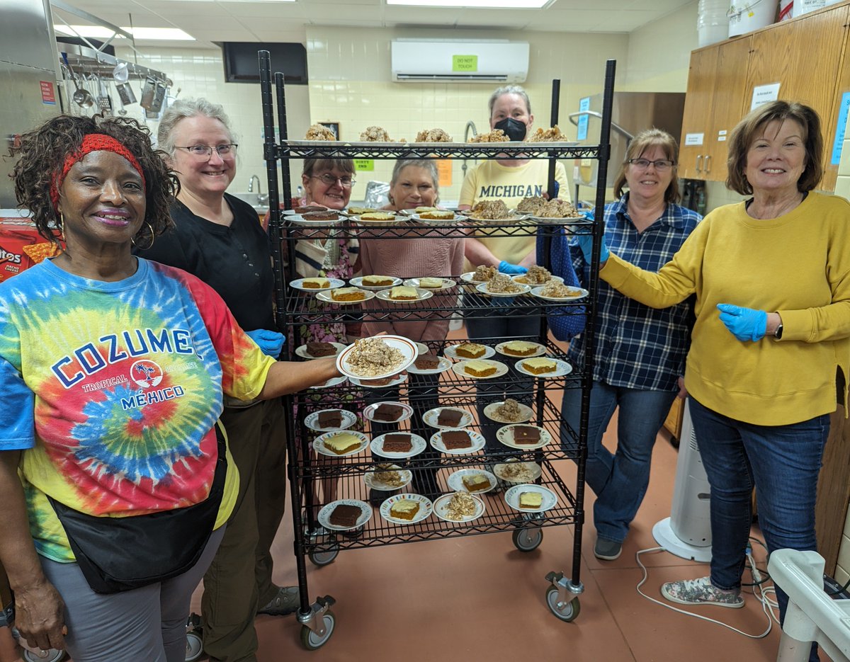 FoodAtFirst's tweet photo. ISU Women's Club volunteering at Food at First preparing Walking Taco's, homemade applesauce + apple crisp + all these desserts and many other delicious items for the free meal Wed Nov 15 2023
https://t.co/1mxoadtj6D
#FoodatFirst
#DoTheRightThing
#photoByEdHendricksonJr https://t.co/IOMRJxKOww