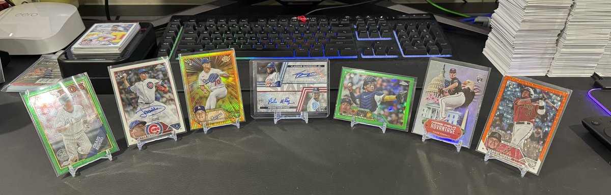 SpaceCityCards's tweet photo. Opened the Chrome and one Update, gonna save the rest for a rainy day. The dual auto is /10! https://t.co/tHeEp844BH