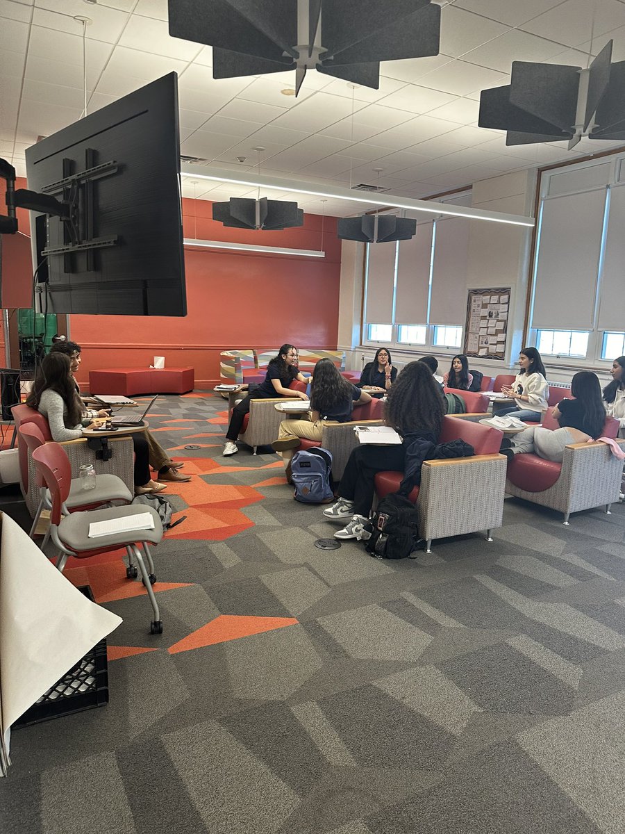OliviaFanders's tweet photo. The first ever @WeehawkenTSD Model UN Conference (AKA “WeeMUNC”) was a major success! Thank you to @PerryWhs @RobFerullo4 &amp; @AnnaLKlein for making this possible! We look forward to next year! https://t.co/Q1BqQAoj3i