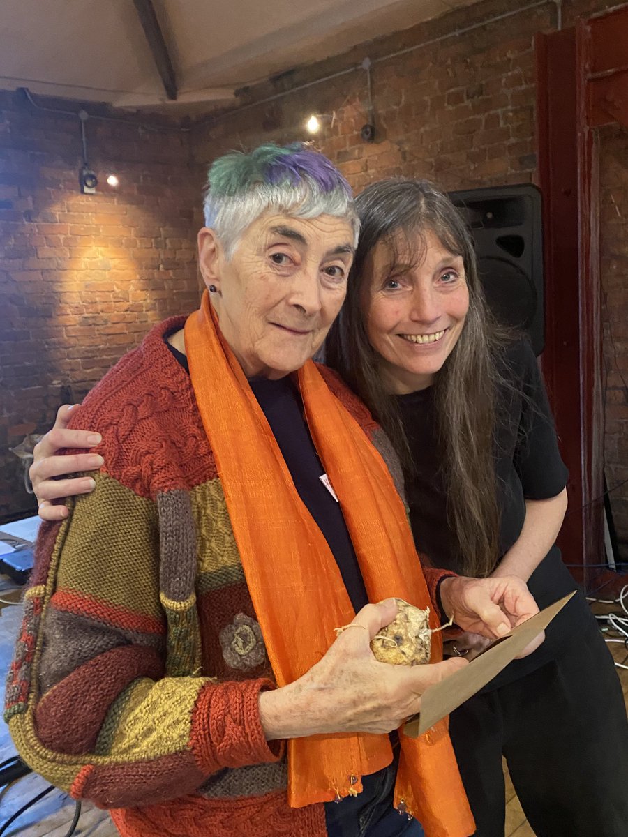 Linda Foley tweet media