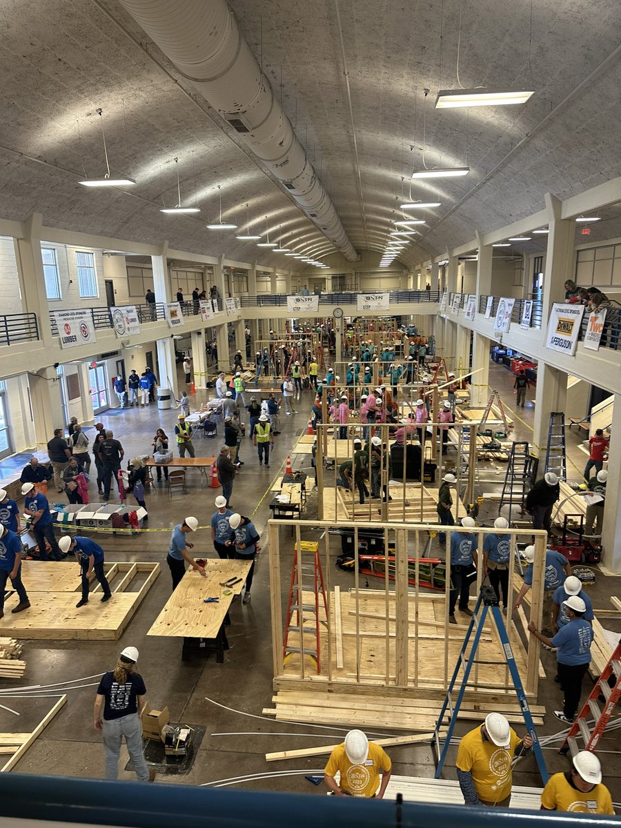 FHSconstruction tweet media