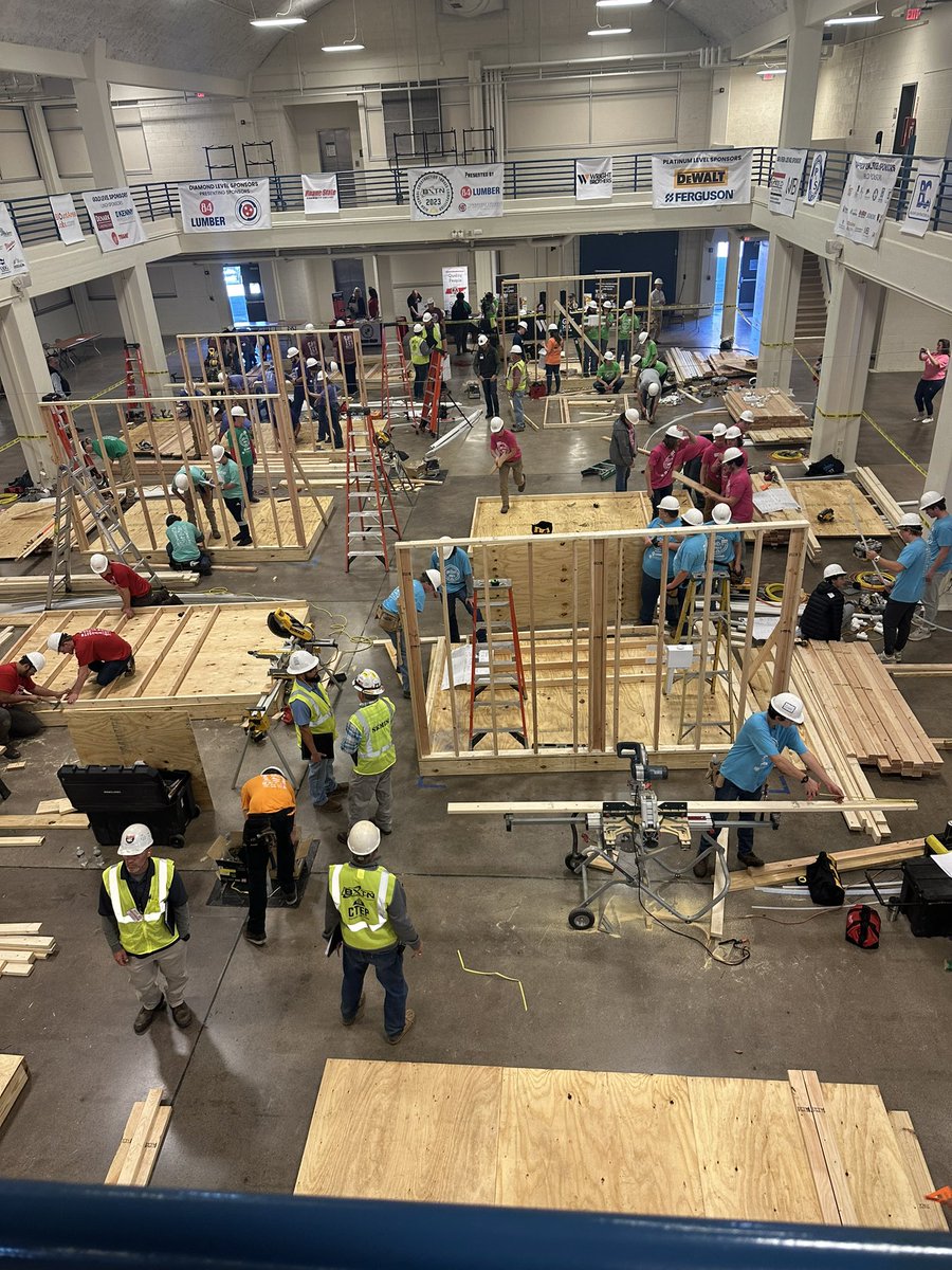 FHSconstruction tweet media