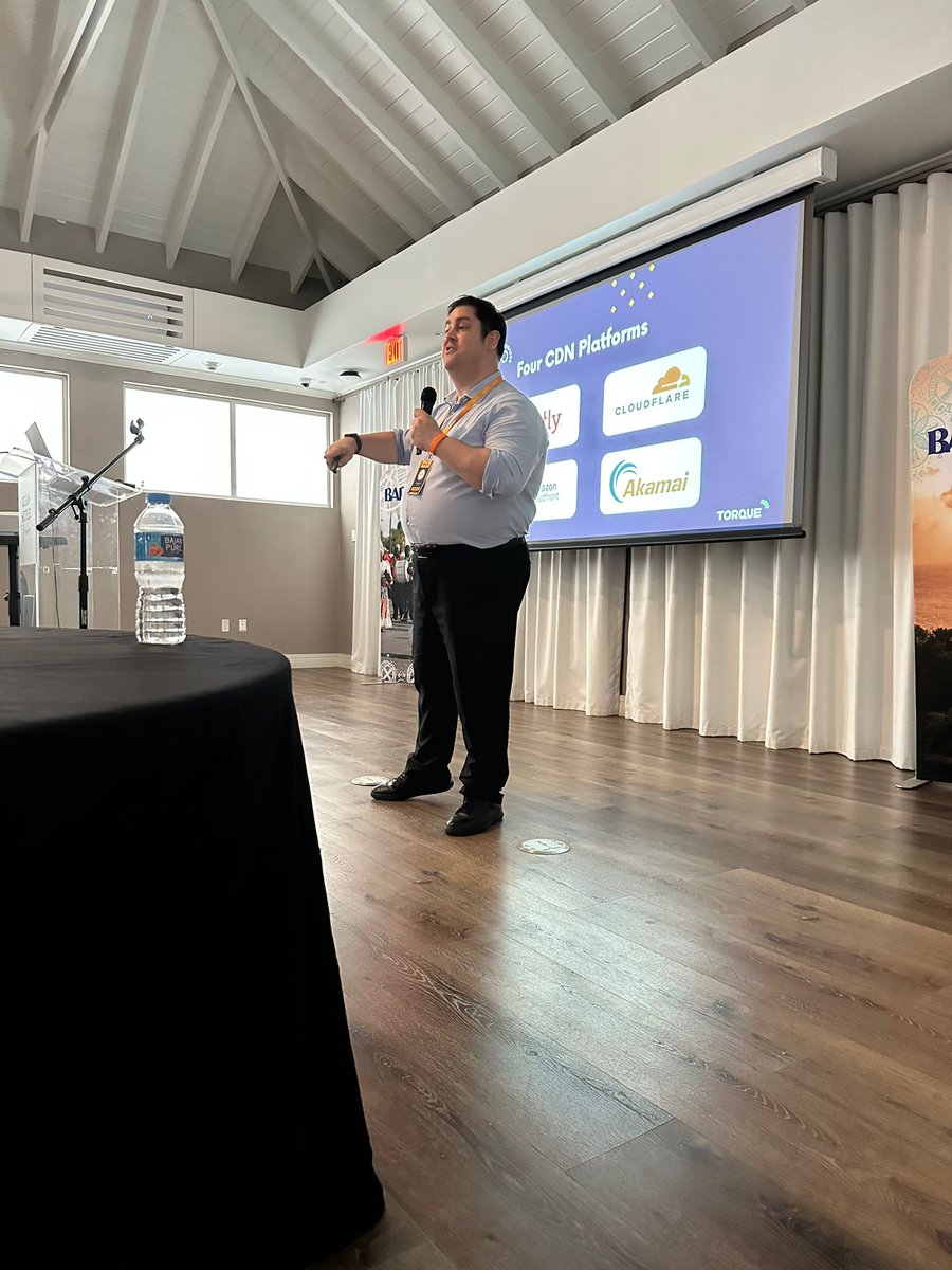 andreasvoniatis's tweet photo. I’m currently at the #Barbados SEO conference, watching @nickwilsdon talk about #edgeSEO. How exciting! https://t.co/fxwpNZnRMY