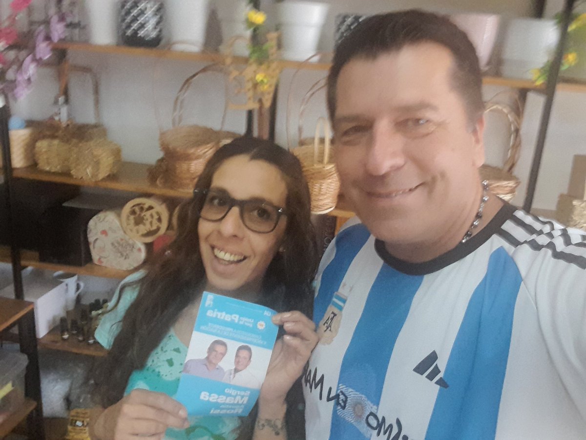 Quirogafabioc's tweet photo. Se viene la Argentina que estábamos esperando 
#SergioMassaPresidente 
#MerloBsAsConMassa https://t.co/0G8aglvDA2