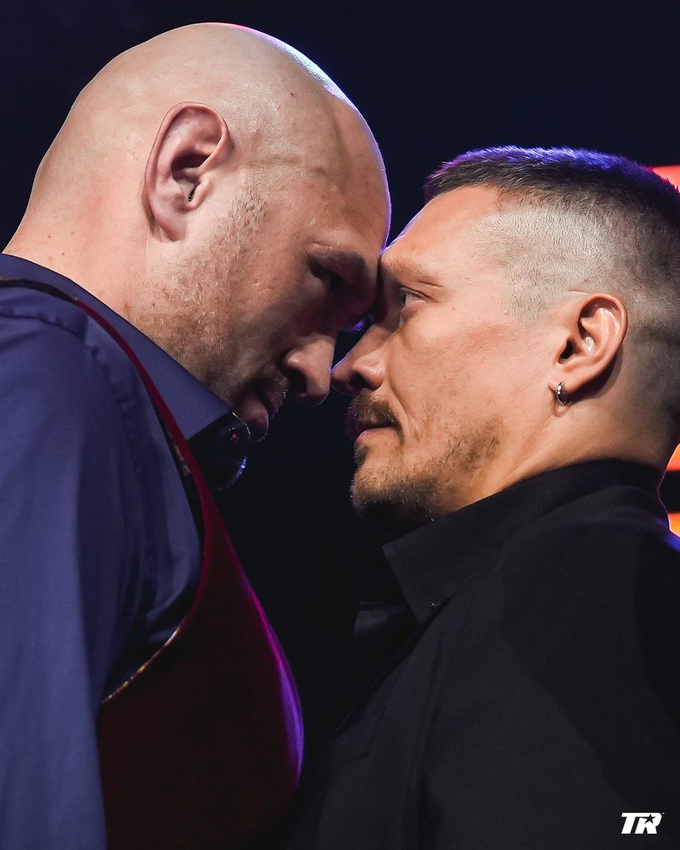 trboxing's tweet photo. THIS PHOTO 🥶

#FuryUsyk | FEB 17 | Riyadh, Saudi Arabia https://t.co/oFLiGJyn3Q