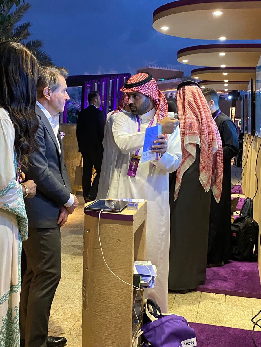 Abdulrhm1n's tweet photo. Thrilled to be part of #منتدى_مسك_العالمي through #MISKLaunchpad 4.0! 🚀 Our team's journey has been incredible, and it was an honor to have Mr. @robertherjavec visit our booth. His insights were invaluable, making this experience truly memorable! 🌟
#MGF23 #BIGNOW https://t.co/yEN1P0DRKa