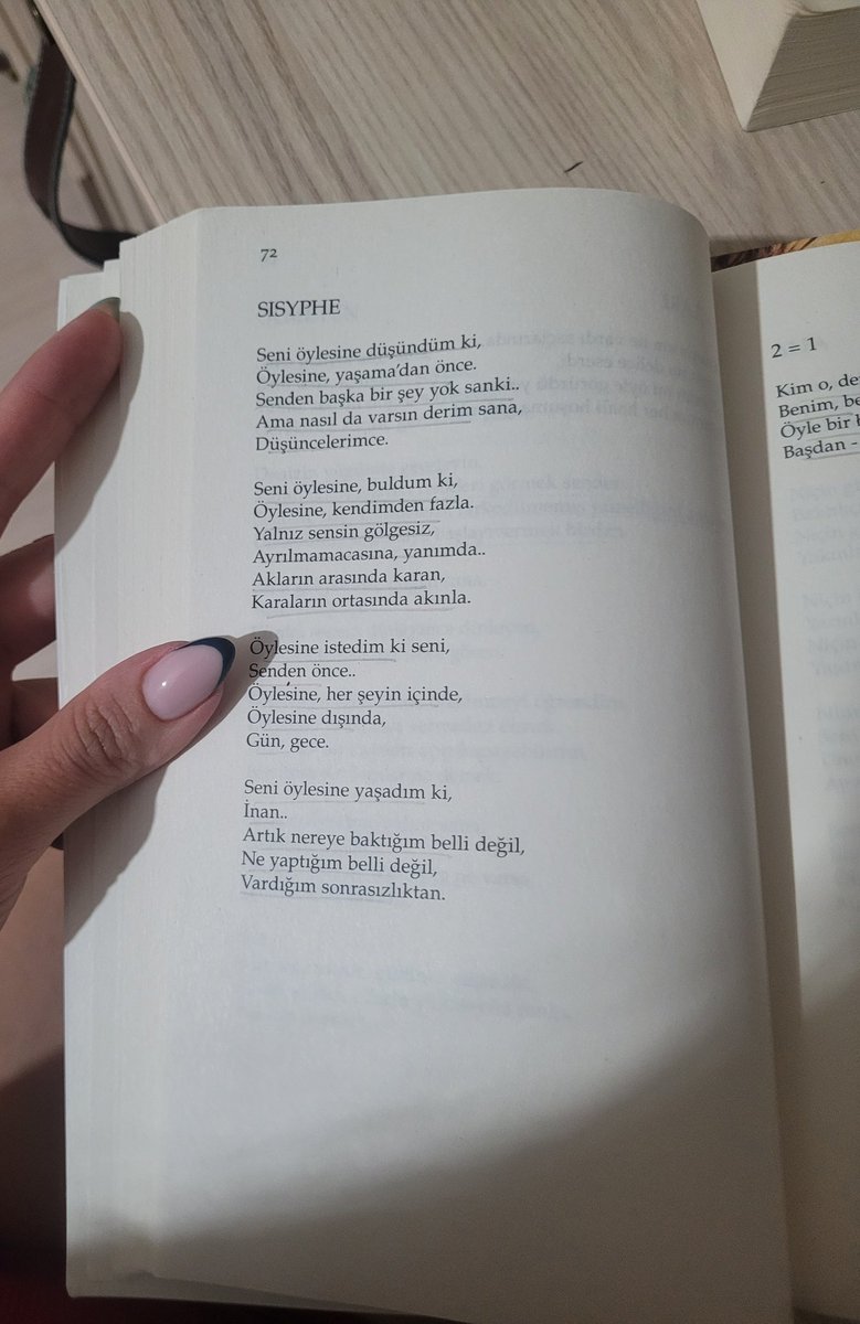 Öylesine çok istedim ki seni,
Senden önce.
Öylesine her şeyin içinde