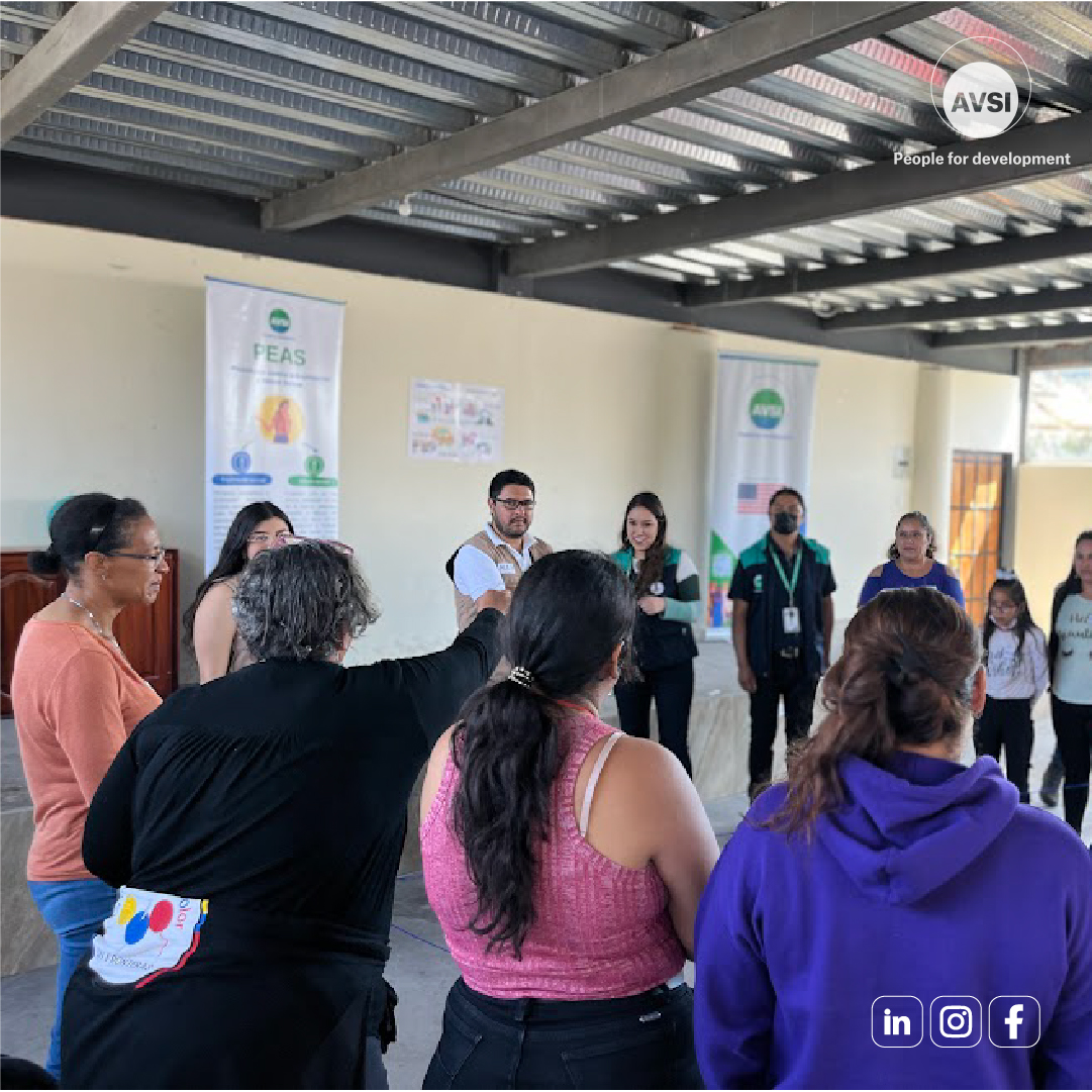 AVSIUSA's tweet photo. In #Carapungo, #Quito, @AVSIEcuador conducted working groups to identify health, security, education, job placement, & finance needs. The #Integrados project is coordinated with our partner COOPI and made possible with the support of @statePRM.
@AVSIUSA
#AVSIEcuador https://t.co/8uTlrDijD2