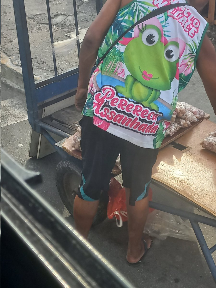só tem no rj essas parada cr