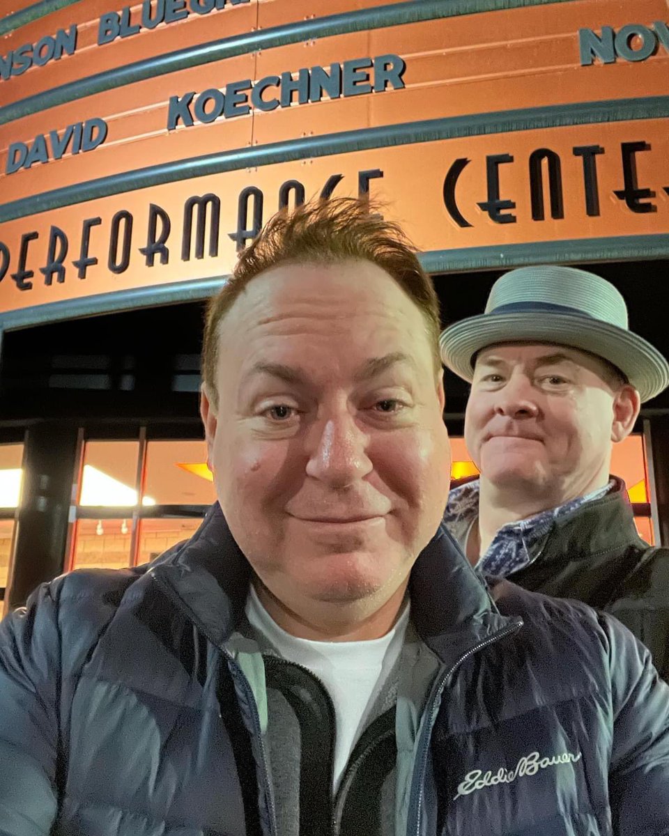 Thank you Seattle! 

Next up: Portland @HeliumComedyPdx (Nov 17-18) and Eugene @HultCenter (Nov 19). 

🎫 DavidKoechner.com

@RobMaher