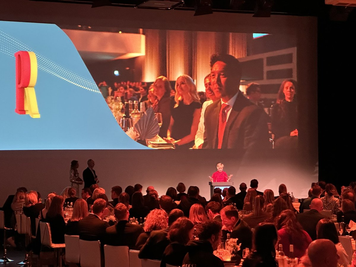 Landau Media (@landaumedia) on Twitter photo “In einer Krise möchte man ihn an seiner Seite haben.” Wunderbare Laudatio auf den Kommunikator des Jahres <a href="/huni_park/">Byung-Hun Park</a> <a href="/Viessmann/">Viessmann</a>
Congrats, lieber <a href="/huni_park/">Byung-Hun Park</a> ♥️
#prreportawards <a href="/prreport_de/">PR Report</a> #prrawards “In einer Krise möchte man ihn an seiner Seite haben.” Wunderbare Laudatio auf den Kommunikator des Jahres <a href="/huni_park/">Byung-Hun Park</a> <a href="/Viessmann/">Viessmann</a>
Congrats, lieber <a href="/huni_park/">Byung-Hun Park</a> ♥️
#prreportawards <a href="/prreport_de/">PR Report</a> #prrawards