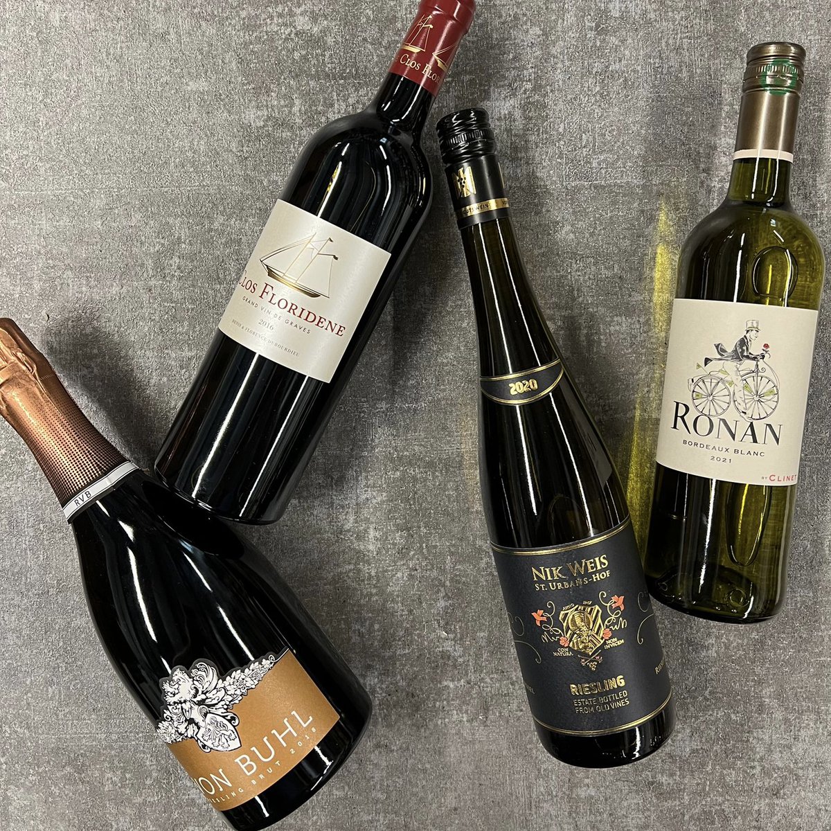 FREE Tasting this Saturday! Come tasting 2 German wines and 2 Bordeaux wines this Saturday at 305 Wines.

Hope to see you then! @clinkdifferent
 #BordeauxWines #305Wines #wineTasting #GermanWines #WineLovers