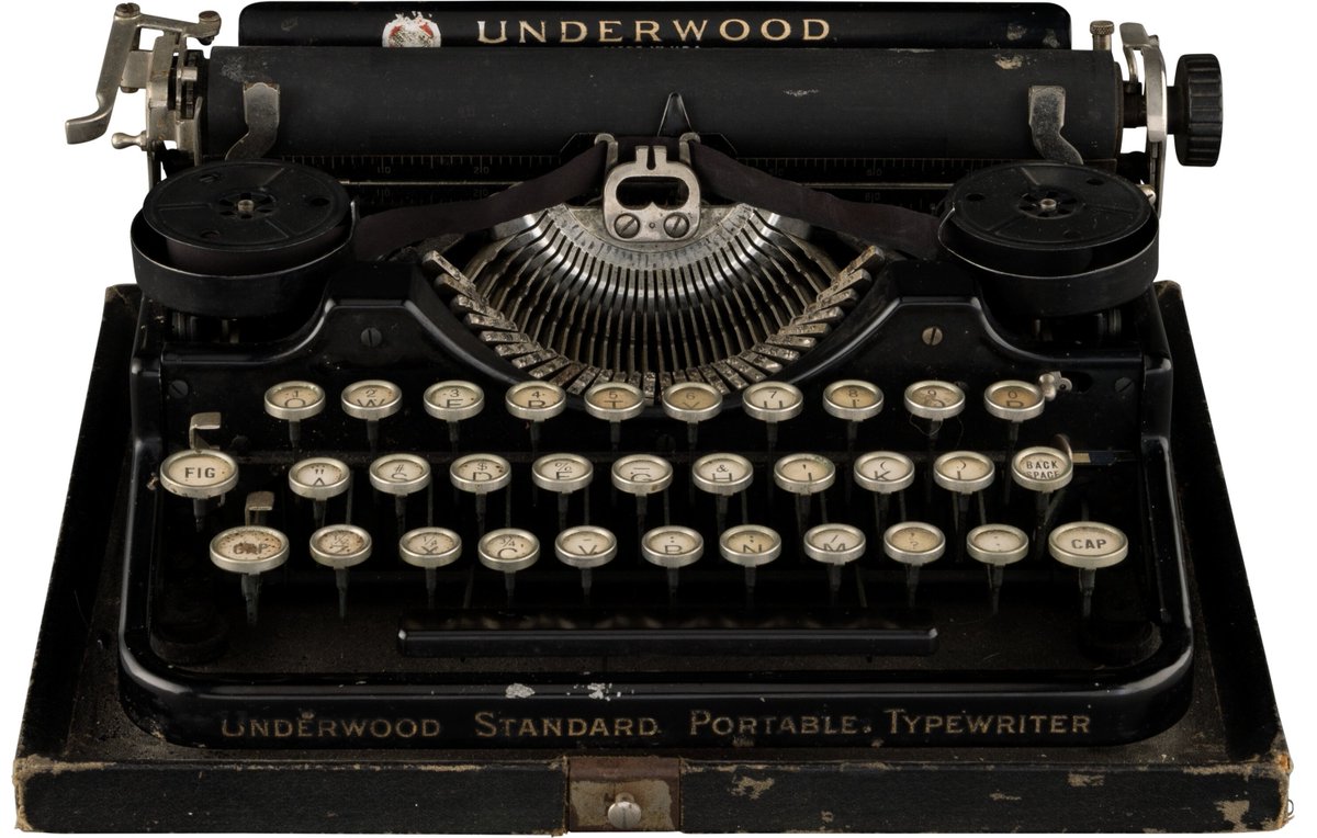 Explore the stories of iconic figures through @SteveSoboroff's typewriter collection as 33 historic machines go to auction, with a portion of the proceeds supporting scholarships through the Jim Murray Memorial Foundation.

The gavel drops on Dec. 15th: heritageauctions.co/TypewriterColl…