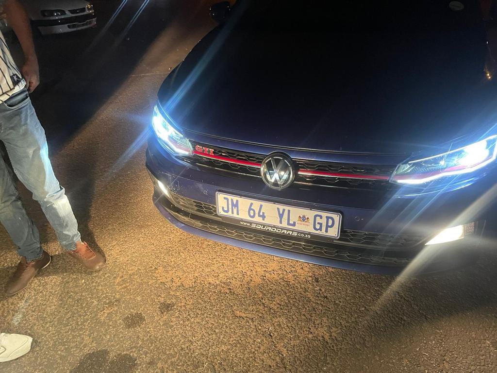 Mots1Reamogetse's tweet photo. Hi good people kindly help me my VW Polo GTI 2020 Model dark blue in colour reg JM 64 YL GP with a hole in the windscreen was stolen in Rustenburg Noord , North West. I’ve  opened a case and police are also in search would appreciate your good help with any extra information 🙏 https://t.co/ie0XYkny9l