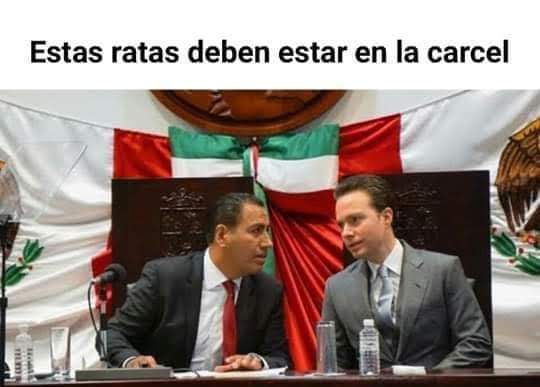 NidiaCfernande1's tweet photo. Haiñññ, ratota hermosa,  ahora entiendo porque tanto amor a la pobre wera, adiós cenado y aunque me blockeaste , lo porko y mala persona no se te va a kitar...justicia para CHIAPAS...Y CON TANTO CONCIERTO pues vendida lavadera... https://t.co/X9u7Iykc2G