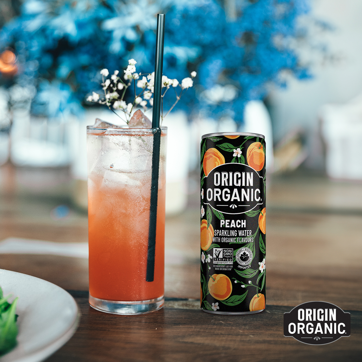 OriginOrganicCa's tweet photo. The next time you craft a cocktail, create something original, with Origin Organic sparkling water. 🍑

#OriginOrganic #SparklingWater #Cocktails https://t.co/3wCgtq5GaU