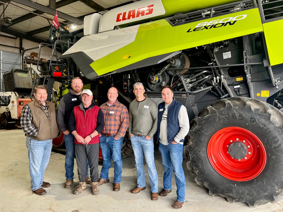 This week, Stuttgart welcomed #LARclassXVIII to learn about the state's No. 1 industry. The class members donned their camouflage and waded into the topics of agriculture, conservation, and outdoor recreation alongside local farmers, state leaders, and industry experts.