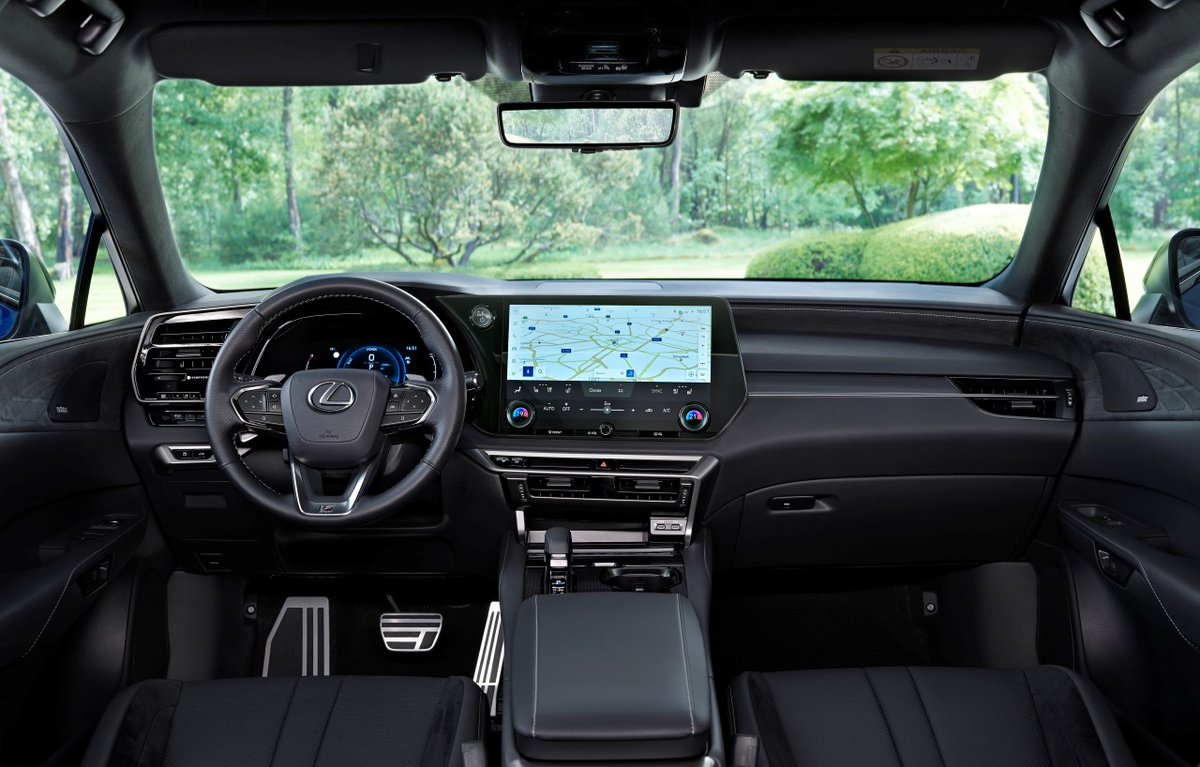 Lexus_Poland's tweet photo. 🌟 Teraz wybrane modele Lexusa z 2023 r. w atrakcyjnych cenach i z szybkim odbiorem❗
🔵 #LexusUX - od 134 900 zł
🔴 #LexusRX 350h – od 299 900 zł
🟢 #LexusES 300 h Business Edition – za 218 900 zł
💰 Możesz tez skorzystać z usługi #KINTOONE i rabatów na koła zimowe 🚗💨 https://t.co/jDryfHWTq7
