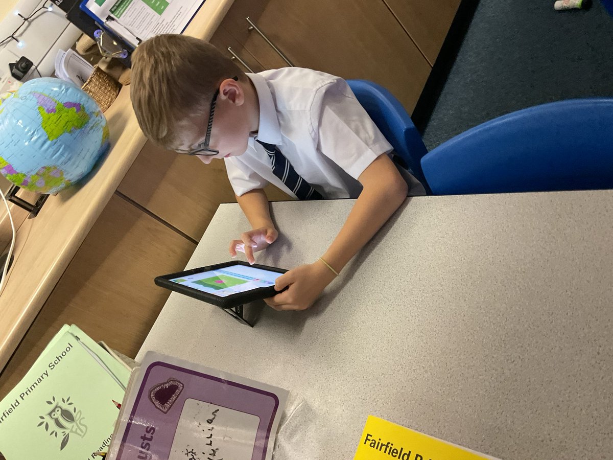 FPS_3_PCrystals's tweet image. Showing resilience, our value of the Half term in our computing lesson this week. Using Scratch in our coding lessons 💻⌨️ #fpscomputing