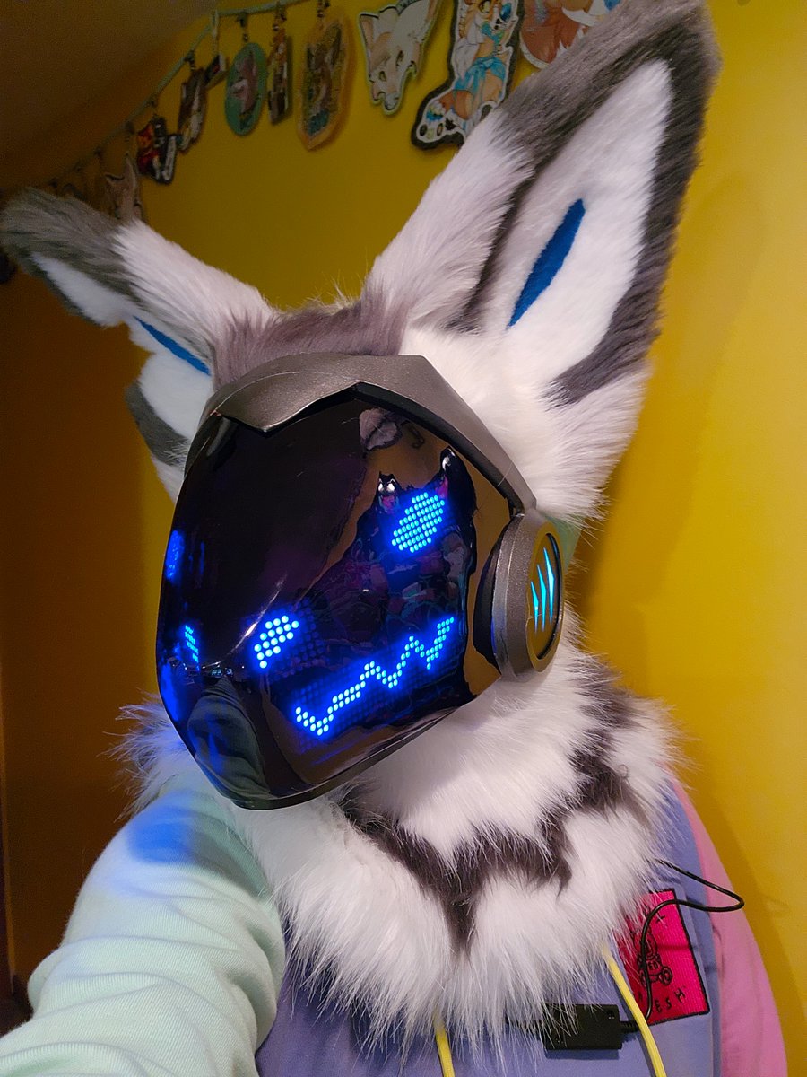 ZODIACpack's tweet photo. Added ears and furred this protogen head recently!
🤖💙✨

Base by @furbittenStudio 
Character is @LiquidProtogen https://t.co/tMxlOivFUH