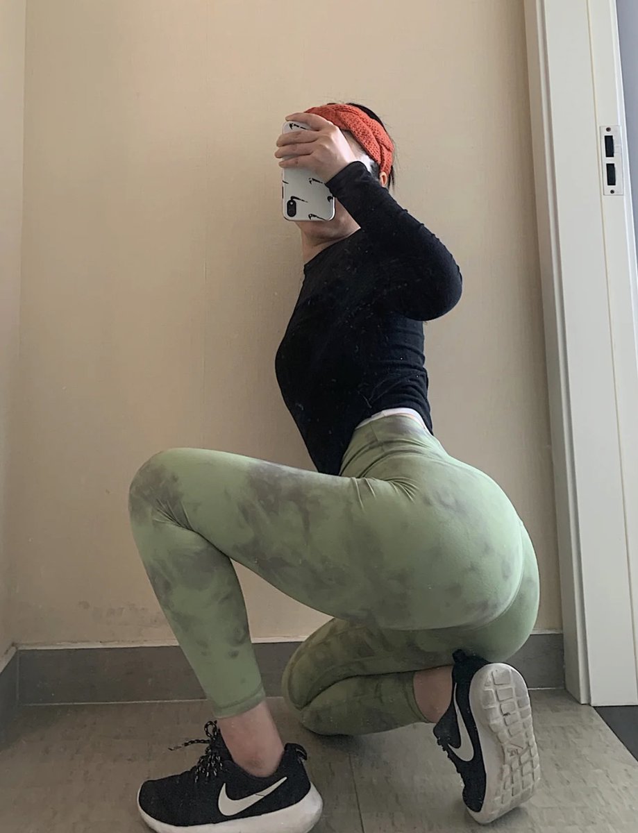 liesria's tweet image. Not every woman likes exercise, but all women don’t like aging. Every drop of sweat shed by exercise can keep our bodies perfect and healthy.💋