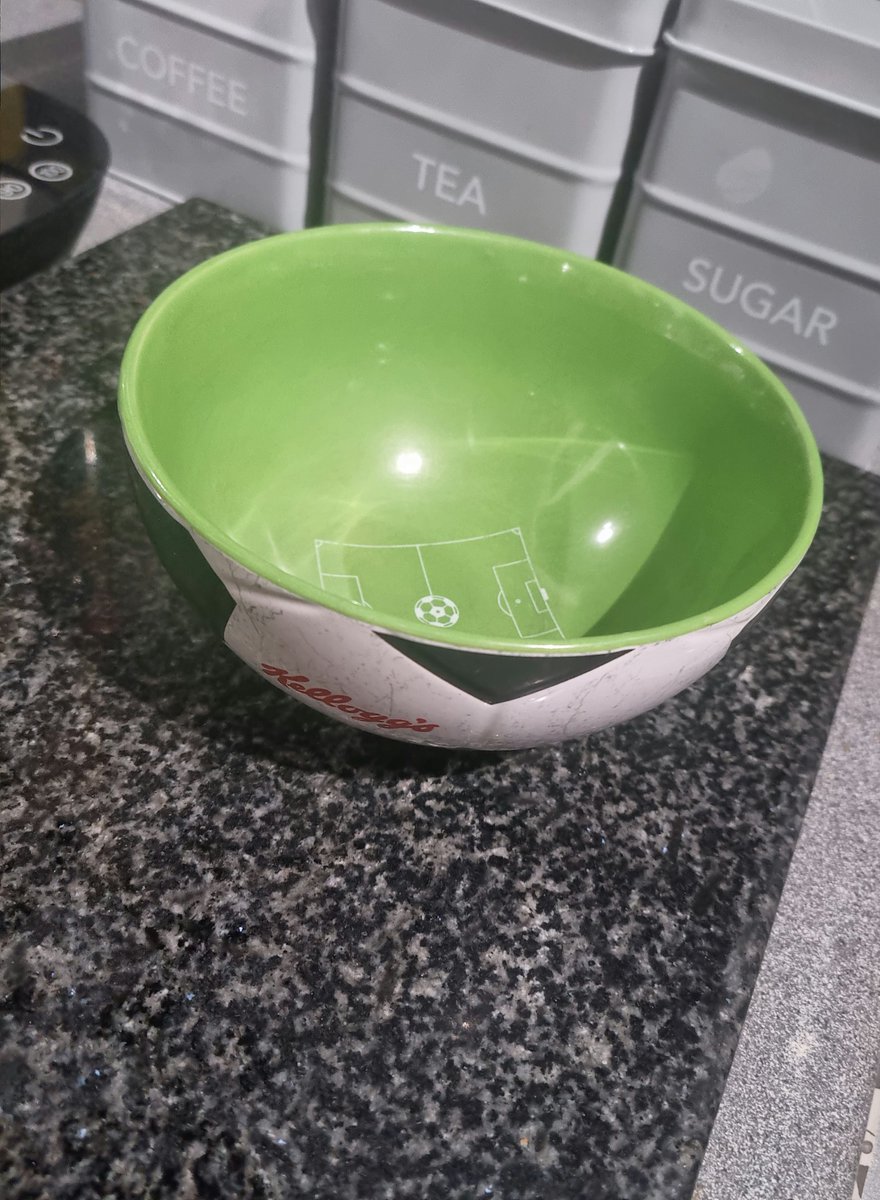 Ashley Bennett tweet media