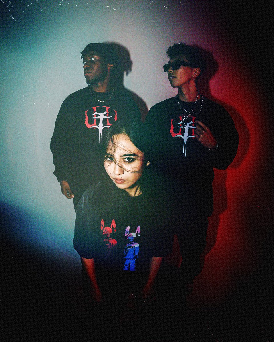 bornfromu's tweet photo. Born From U x Unluki x Blue Brain edits from our previous photoshoot. Thank you everyone who worked on this project <3 https://t.co/bq20AvPJeW