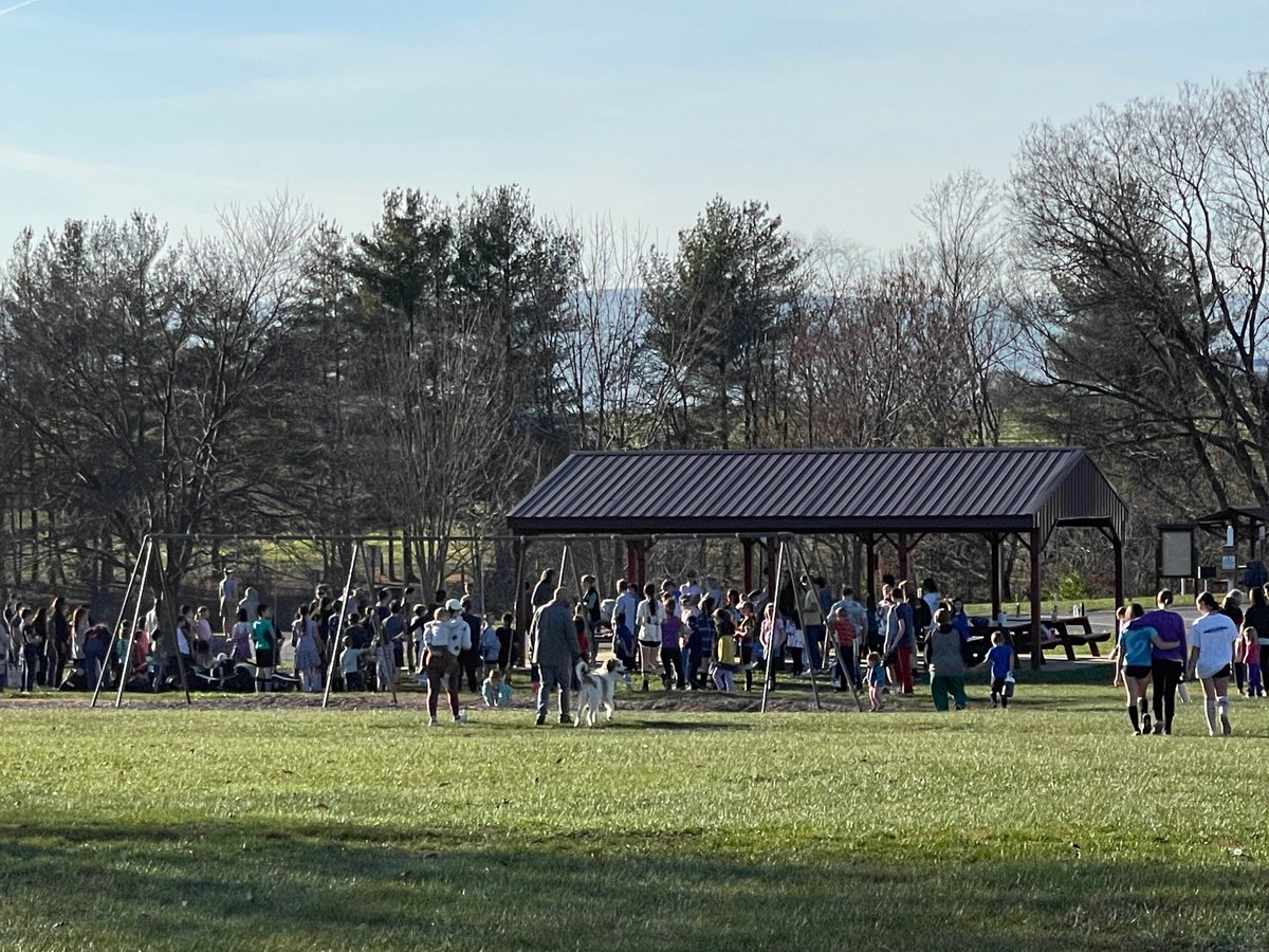 dancox4maryland's tweet photo. Painting lines for our kids’ last soccer day of 2023. #homeschooldad #bestdays #volunteerism #schoolchoiceworks
https://t.co/pI5sWOfUot https://t.co/V1D6O8FYXG