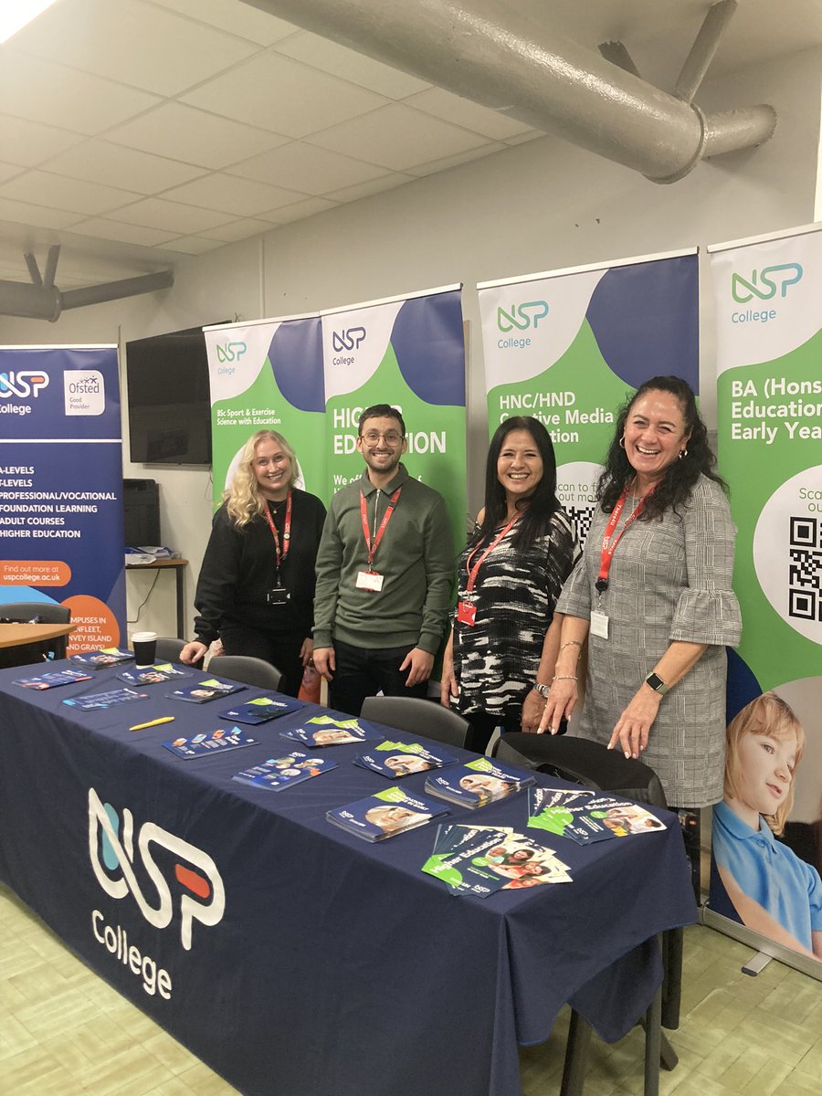 shs_careersdept's tweet image. Thanks to parents &amp;amp; students for attending 👏🏼
#makehappen #essexfireservices #universityofessex #uspcollege #ipeco #cybertrust #hondaapprenticeships  
#universityofsuffolk #firstintuition