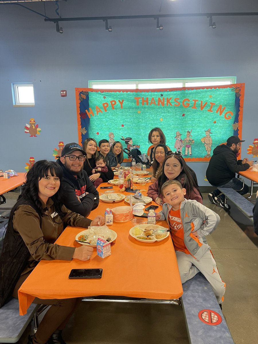 We are thankful for our Mountain View Community!#thanksgivinglunch <a href="/ABQschools/">Albuquerque Public Schools</a> <a href="/APS_Elementary/">APS Elementary Schools</a> <a href="/ABC_Partnership/">ABC Community School</a>
