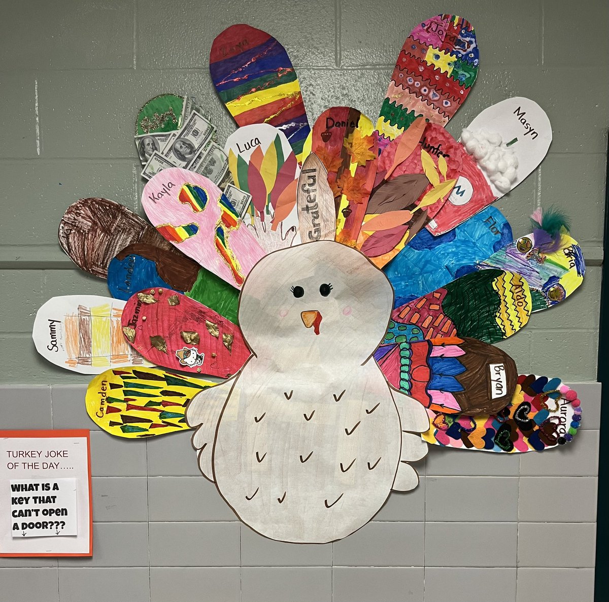 Thankful for our 4️⃣th graders! 🧡🦃<a href="/SEM_Dalers/">SEM Dalers</a>