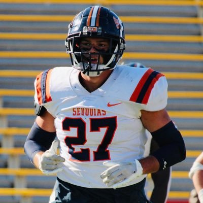 DonovanDMcJ's tweet photo. #27 Cole Dias 6'2, 220lb @COSGIANTS_FB Midyear LB @coledias7
https://t.co/pPlONeE8dO
Position Coach @Coach_Mendonca
Head Coach @CoachTABurkett
#RecruitGiants #CrownJewel #RTL https://t.co/Nqj8zJ6Gss