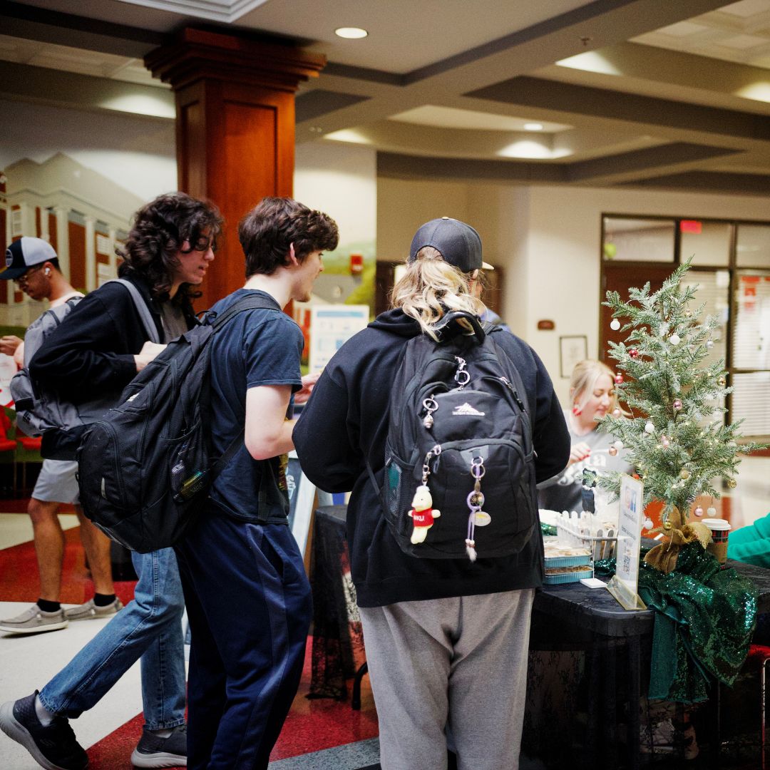 Thank you to everyone who showed up to the Holiday Market yesterday! We had an absolute blast and you guys made it well worth it! #wku #wkurg #sustainability