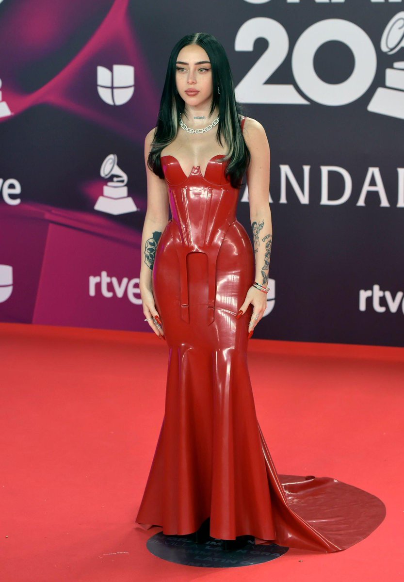 popcultureshub's tweet photo. Nicki Nicole attends the 24th Annual Latin GRAMMY Awards. https://t.co/OVPHzmO8q6