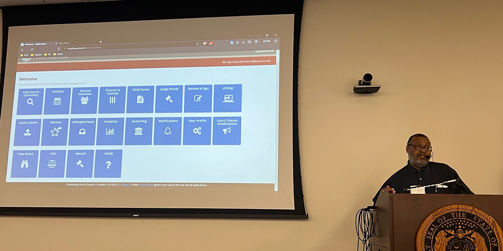 kentuckycourts's tweet photo. Jonathan Goins, App Development Manager, presents Kentucky eCourts at the #CodeForJustice in St. Louis, MO. He's among a team of five leaders from Kentucky joining court development professionals from 30 states in this inaugural event. 🌐💻 #CourtTechnology #Innovation https://t.co/QWw942jvsn