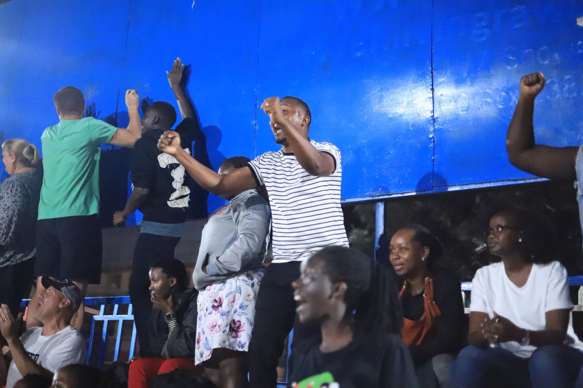 FUBA_DIV1AND2's tweet photo. Thank you for the turn up
The crowd was amazing..
#DivPlayoffs https://t.co/WufyLgY0Oy