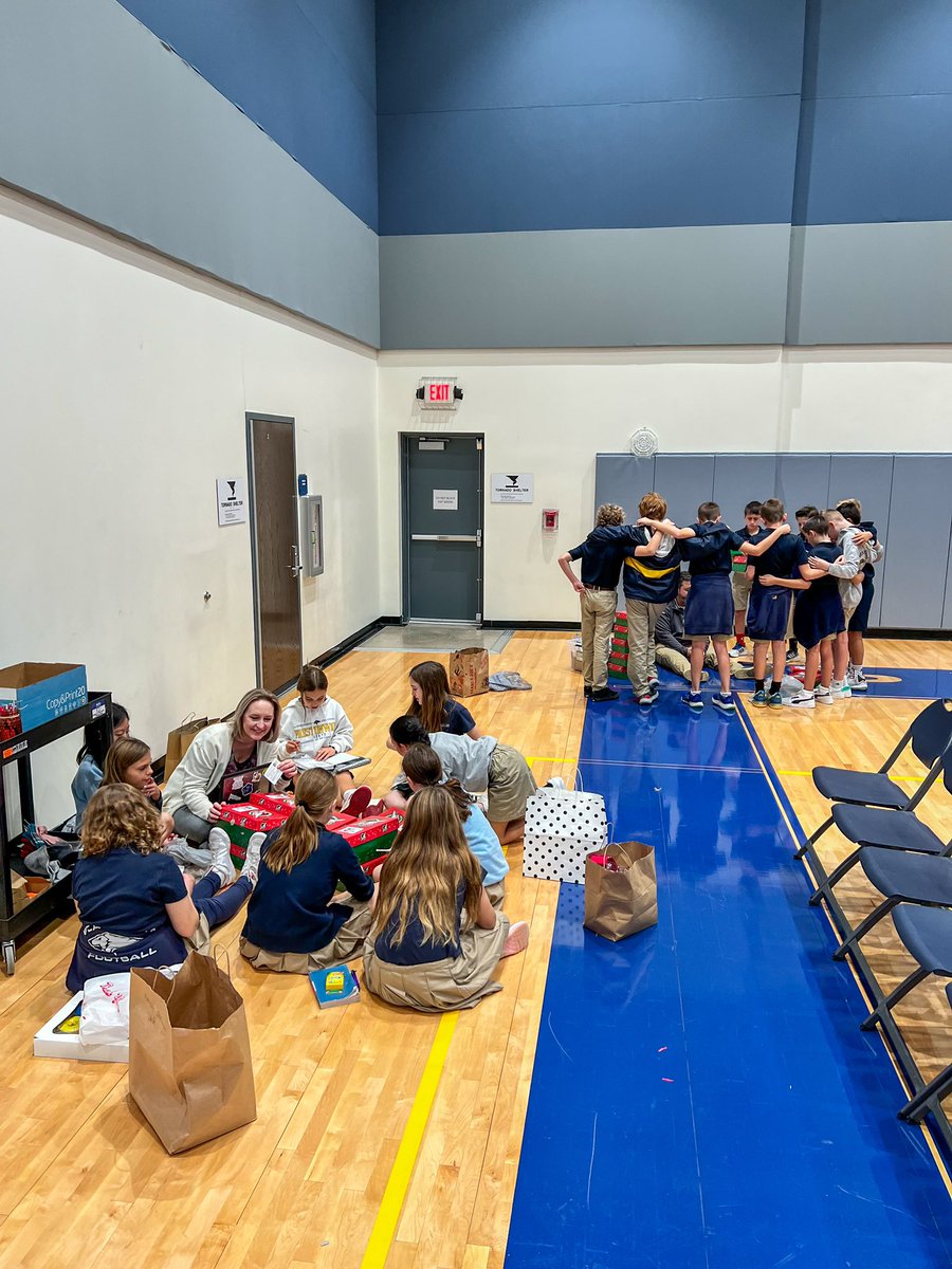 PCASchoolSystem's tweet image. Operation Christmas Child is one of our favorite Christmas traditions! What a fun way to serve so many people around the world! Have you packed your box yet? 🎄⭐️🎁