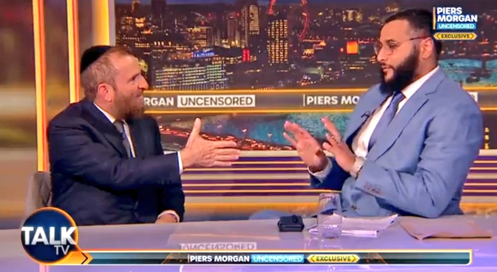 لا سلام مع معادين السلام،  لا سلام مع قتلة الأطفال والنساء،  لا سلام مع مغتصبي الأراضي،  لا سلام مع اوسخ أمة في تاريخ البشرية،  لا سلام مع حثالة الأمم...