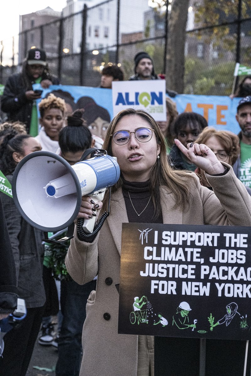 This is what leadership looks like!

TY to <a href="/Gonzalez4NY/">Kristen Gonzalez</a>, <a href="/EmilyAssembly/">Emily Gallagher</a>, &amp; <a href="/votejgr/">Jessica González-Rojas (votejgr.bsky.social)</a> for leading at our Brooklyn People's #ClimateJusticeBudget Launch yesterday.

We need real community-led climate justice solutions we can see in our neighborhoods ASAP. Let's do this!